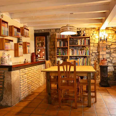 Konukevi La Herradura Liermo