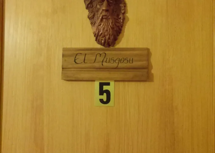 Pensión La Herradura 3*